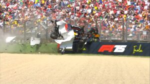 Brutal accidente de Yuki Tsunoda en Imola